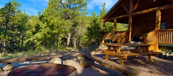 Off Grid Cozy Private Cabin