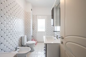 Assecador de cabells i tovalloles 