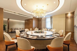 Unclassified image, 4 of 40, button - Guomao Hotel (Zhangjiagang)