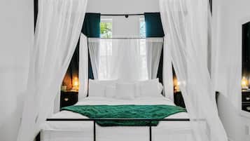 2 slaapkamers, een bureau, een strijkplank/strijkijzer, gratis wifi