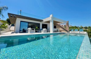 Beheizter Pool