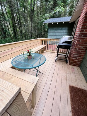 屋外ダイニングエリア