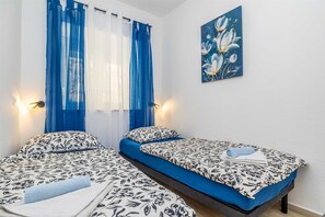 2 bedrooms, free WiFi, bed sheets