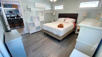 2 slaapkamers, een strijkplank/strijkijzer, wifi, beddengoed