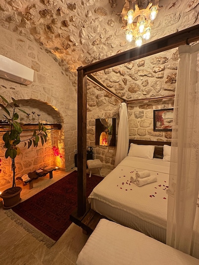 Ćahmeran Otel Cafe Restoran