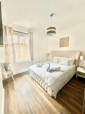 4 bedrooms, iron/ironing board, free WiFi, bed sheets - Urba Luxury 4 Bed home Sheffield University (Sheffield)
