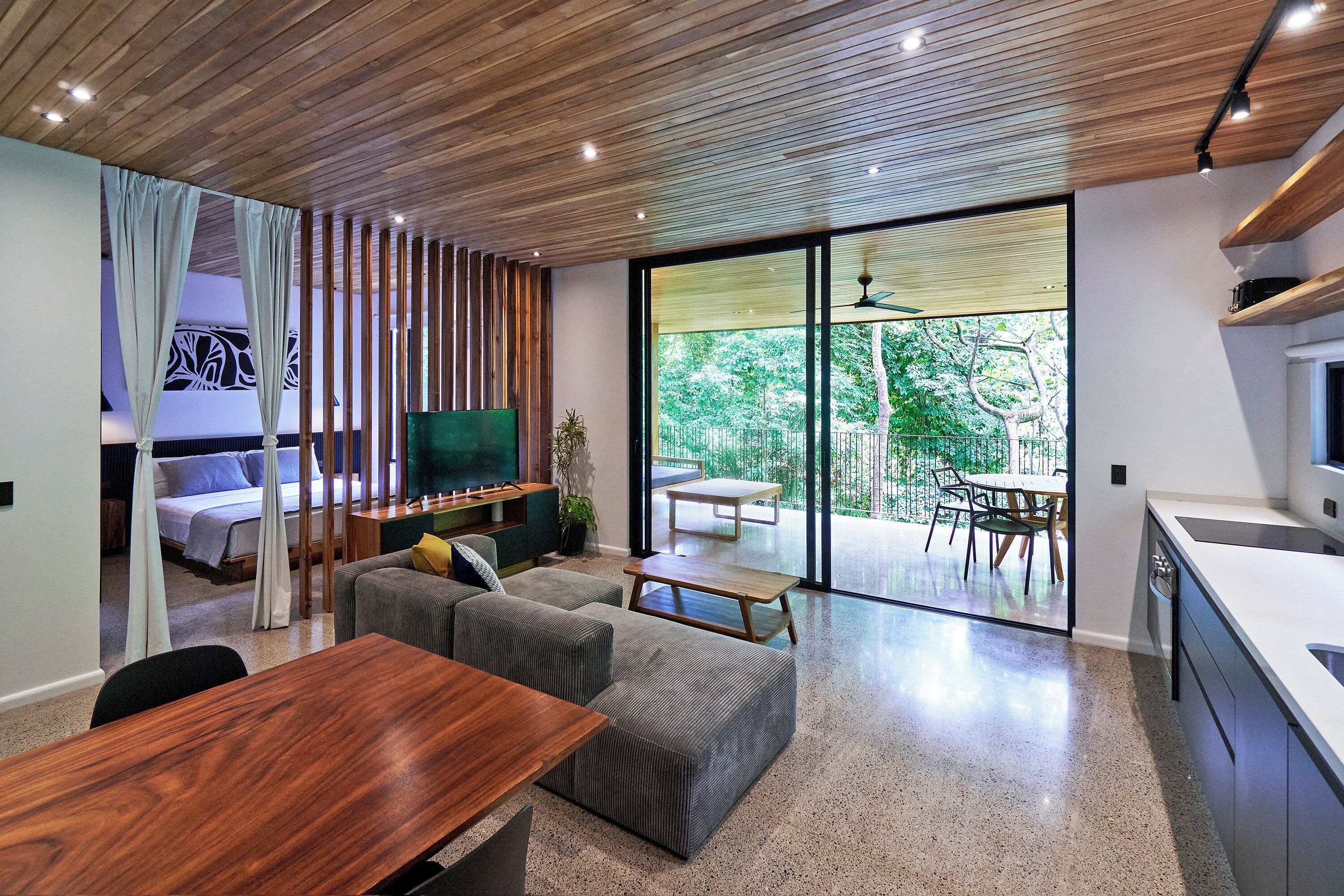 Premium Loft (Studio #2)