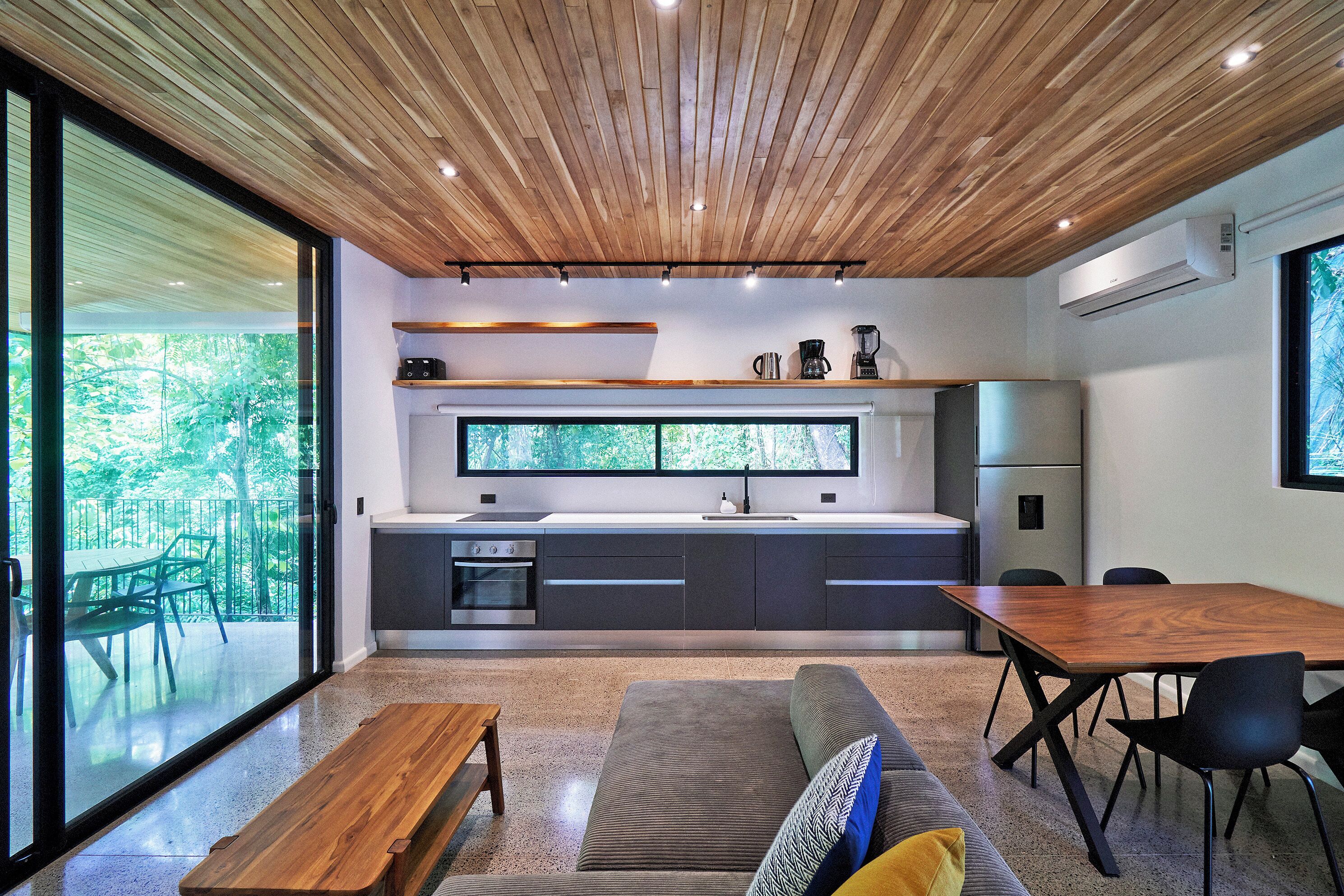 Premium Loft (Studio #2)