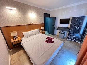 Chambre Standard | Coffre-fort, accès au Wi-Fi (inclus)