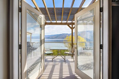 Peachland Beach Resort