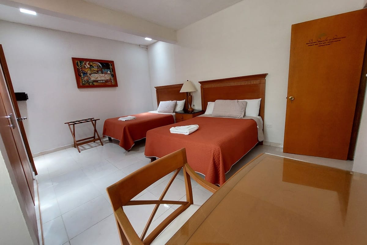 Business Double Room | 1 bedroom, Egyptian cotton sheets, premium bedding, down comforters