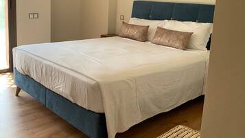 3 bedrooms, WiFi, bed sheets