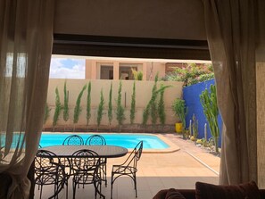 Outdoor dining - Villa & Piscine Privée 10 mn a Aeroport Marrakech (Marrakesh-Safi)