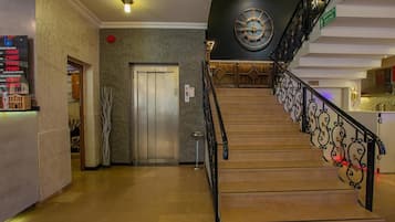 Elevator