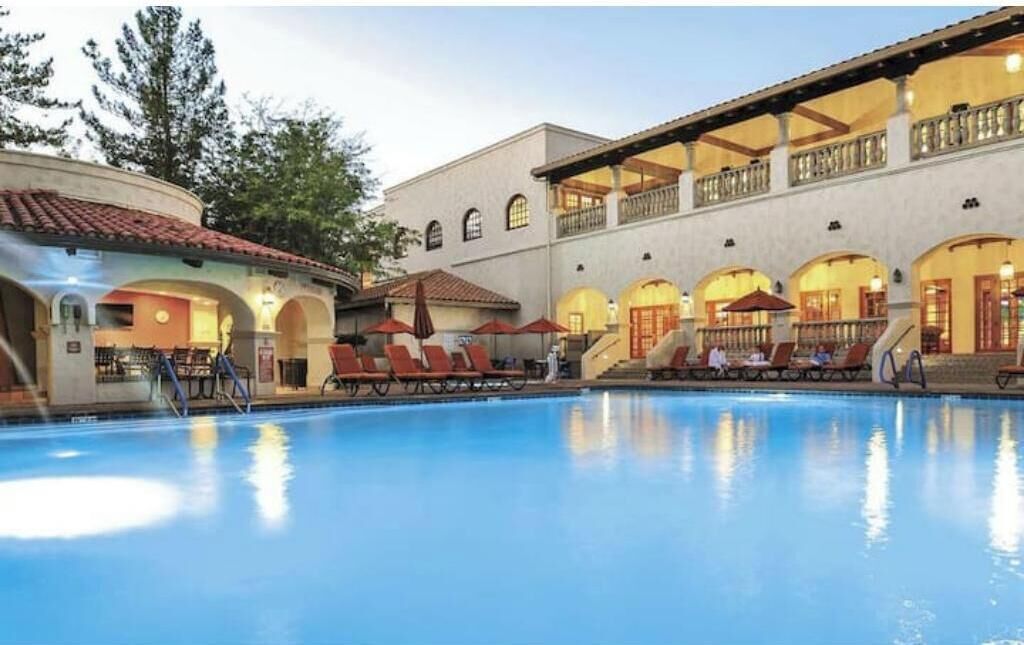 Los Abrigados Resort & Spa 1B