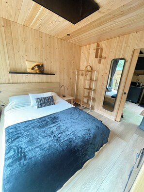 1 slaapkamer, reisbedje, wifi, beddengoed