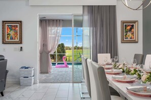 Dining - Luxury Villa,Theater,Pool,Spa,RESORT (Davenport)