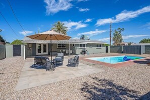 Pool - Tucson Oasis by Rather Be Properties (Tucson)