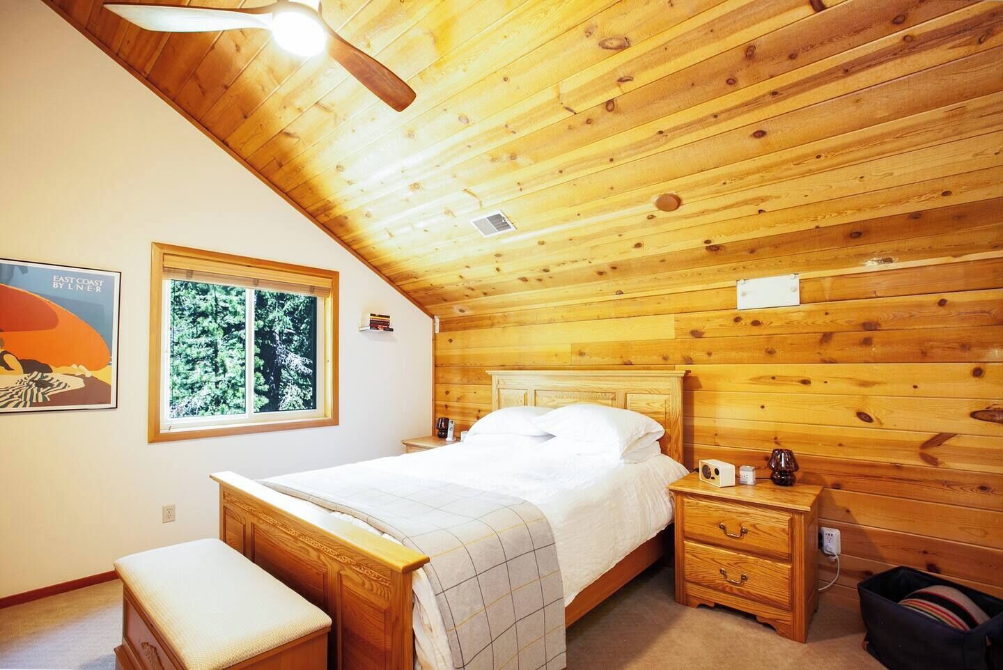 3 slaapkamers, een bureau, een strijkplank/strijkijzer, gratis wifi