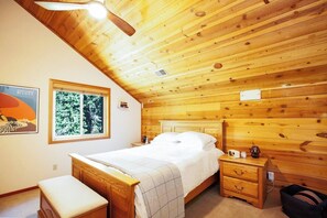 3 bedrooms, desk, iron/ironing board, free WiFi