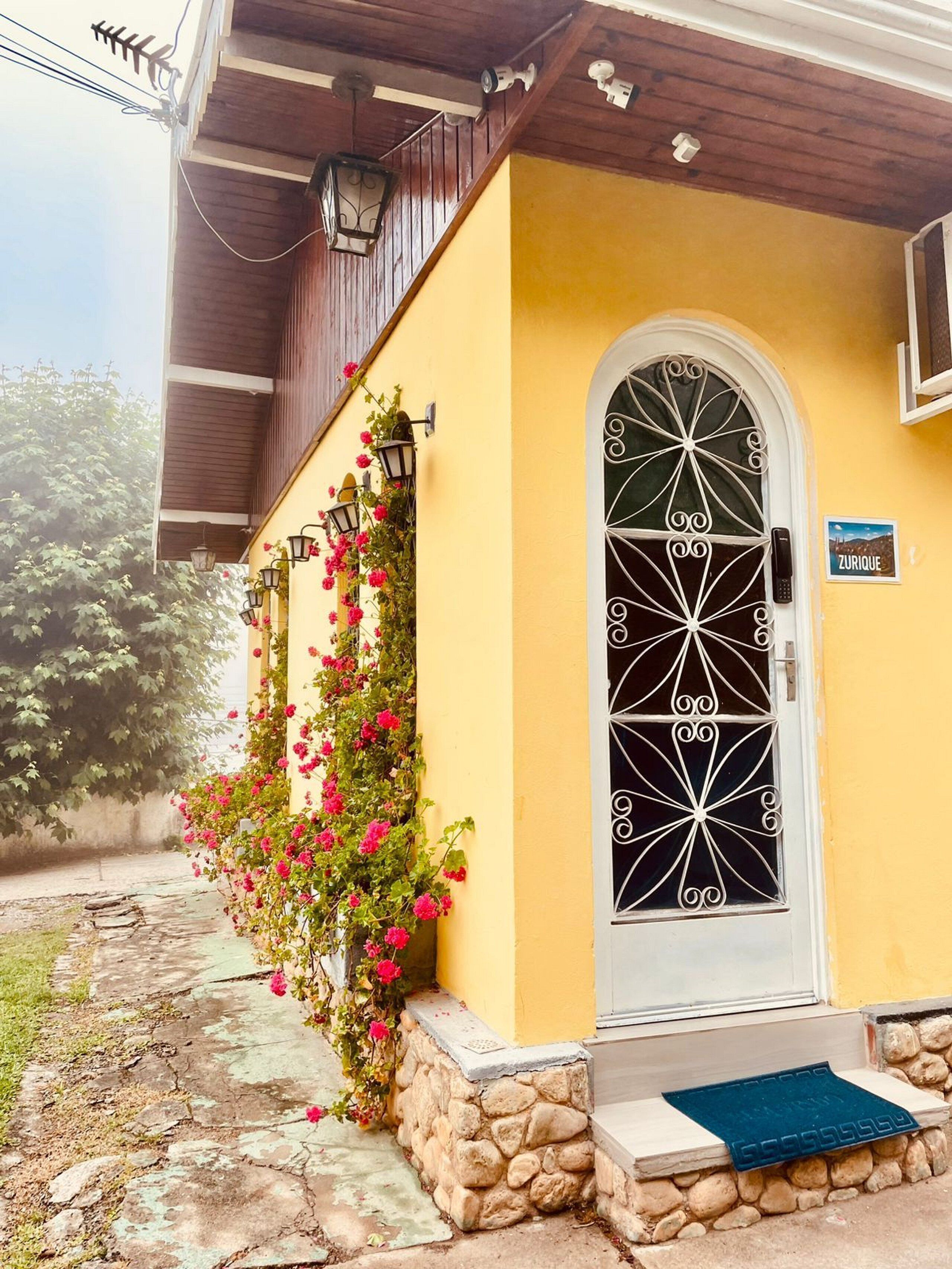Foto - Pousada Casinha Amarela - Campos do Jordão