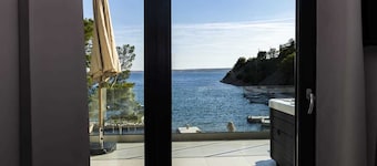 New Luxury Villa Lucija