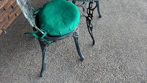 Outdoor dining - Cherry's Villa 14 (Grants Pass)