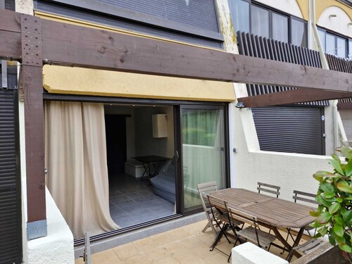 Appartement EN RDC Pour 2 Personnes Avec Piscine Commune