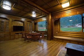 Ballroom - Lugu Manor Hotel (Ninglang)