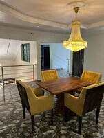 Apartment | In-room dining