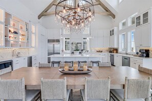 Maison (Multiple Bedrooms) | Intérieur