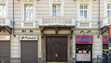 EntrĂ©e de lâhĂ©bergement