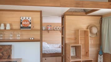 1 bedroom, free WiFi, bed sheets