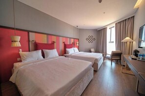 1 bedroom, in-room safe, desk, WiFi