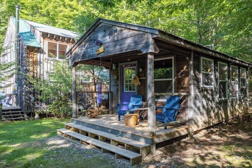 "Harmony" Off Grid Solar Power Cabin