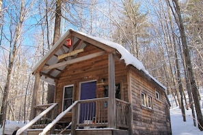 Exterior - "Robins Nest" Off Grid Solar Powered Eco Cabin (Denmark)