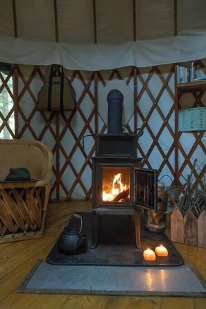 Interior - "Mt. Brook Yurt" Off Grid Mountain Yurt (Denmark)