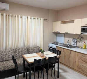 In-room dining - Shkodra Guesthouse (Shkoder)