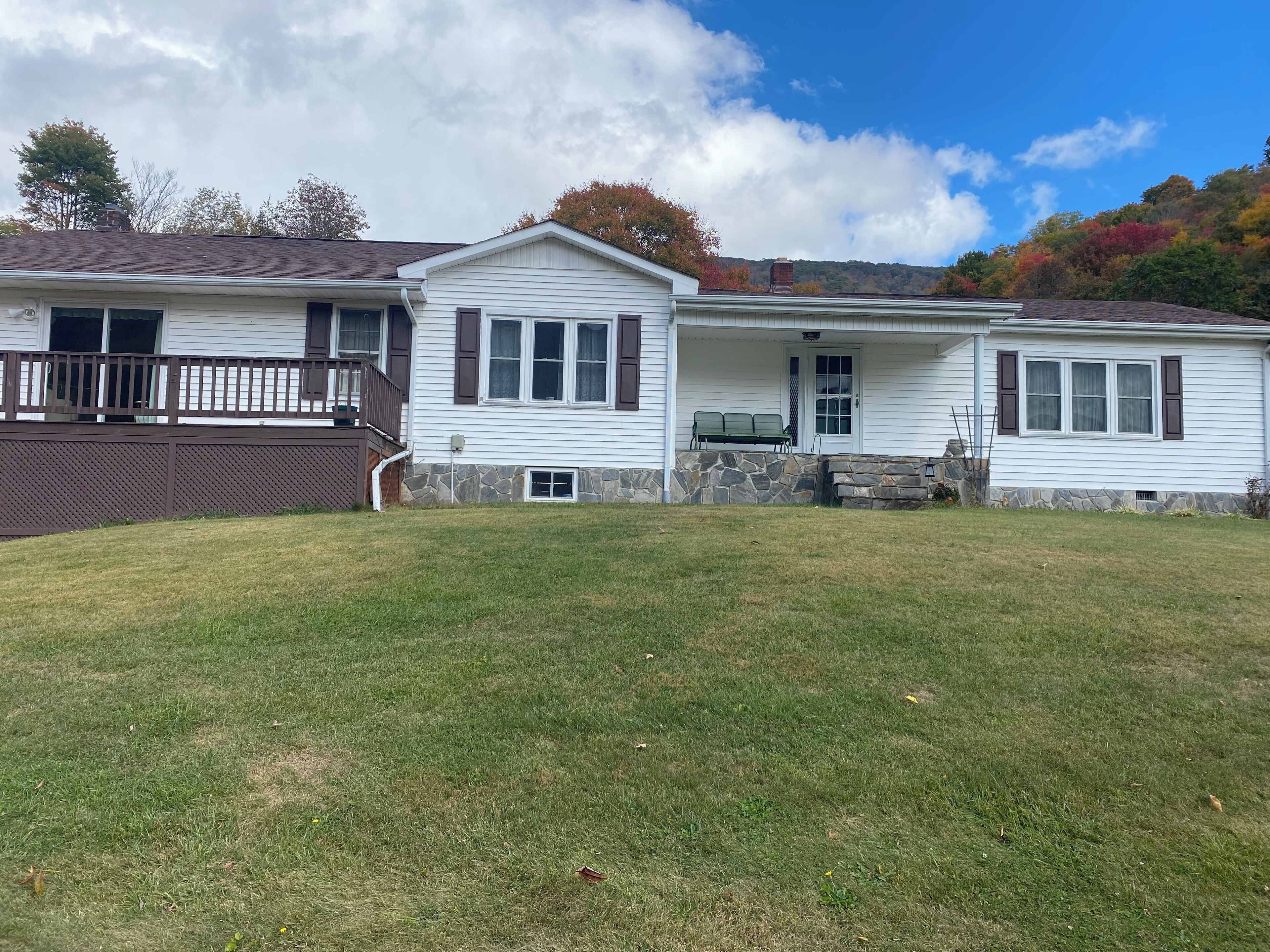 Nestled in Blue Ridge Mtns. Close to AT, Ski Slopes, Grandfather Mtn, Linville 