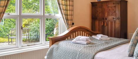 3 makuuhuonetta, ilmainen Wi-Fi, vuodevaatteet