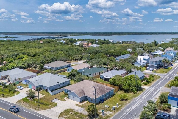 Aerial view - Charming and delightful getaway! (St Augustine)