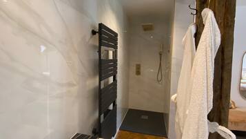 Hair dryer, towels
