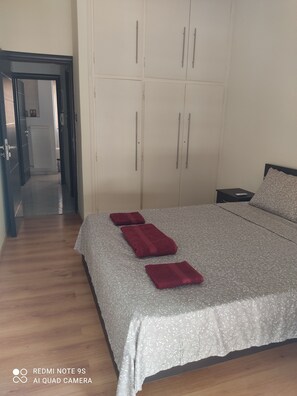 1 Schlafzimmer, Bügeleisen/Bügelbrett, kostenloses WLAN, Bettwäsche