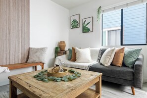 Smart TV - 〰Boho Bliss: Steps to Boardwalk & Abbot Kinney〰 (Los Angeles)