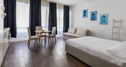 Largo Molina Studio III