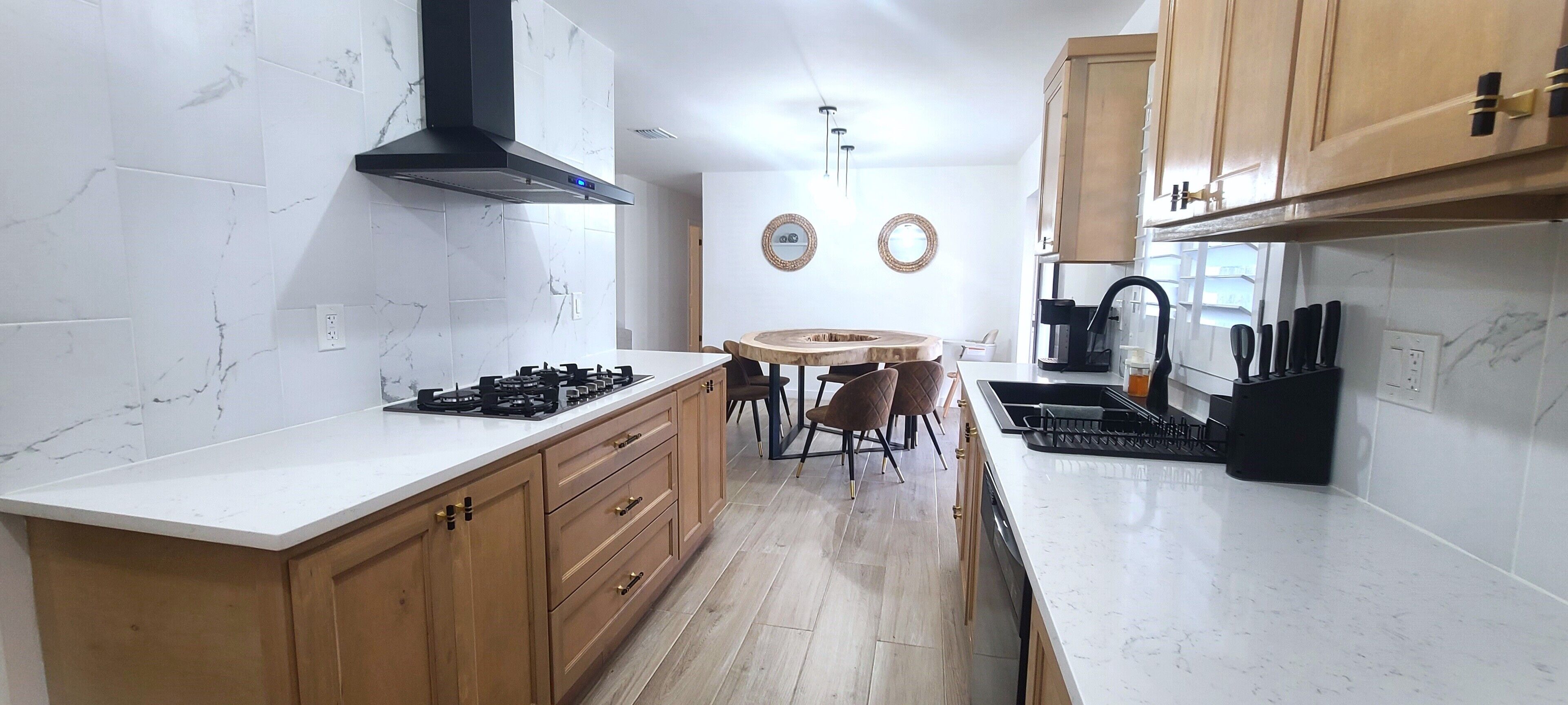 Cozy Home in the heart of Titusville, close to Playa Linda Beach, River