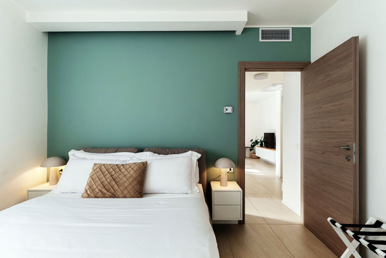 1 bedroom, iron/ironing board, WiFi (free), bed sheets