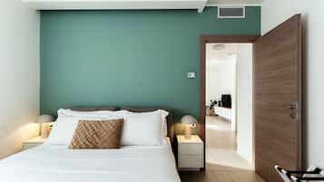 1 bedroom, iron/ironing board, WiFi (free), bed sheets