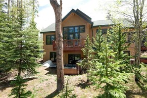Exterior - Peak 8 Townhome, 4BDRMS, 8 Beds, Walkable to Town/Slopes (Breckenridge)
