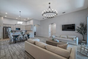 Living area - Large 5 bedroom 3 full bath house close to beaches, shopping and parks. (Parrish)